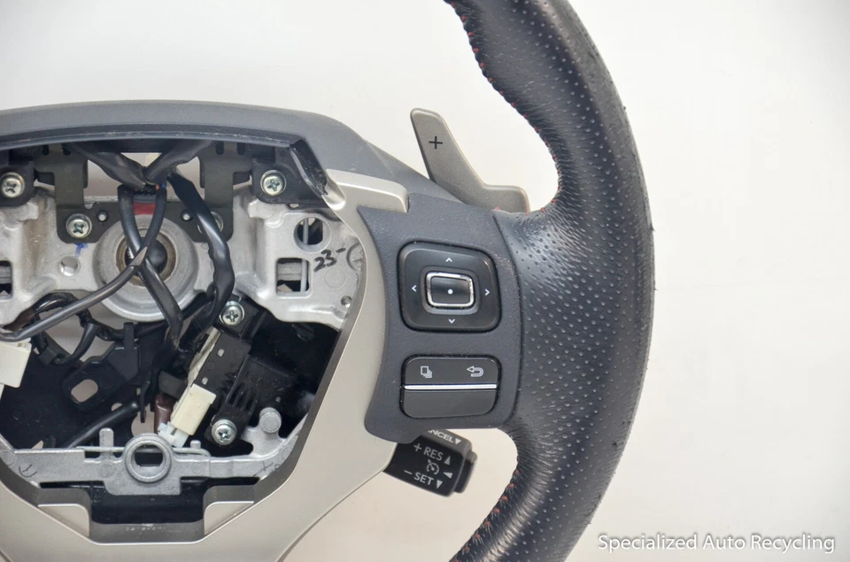 Volante Lexus RC200T 2016 F-Sport cuero negro OEM Foto 3 de 4