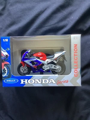 Welly Honda CBR 900RR Fireblade 1:18 Scale Diecast Model Motorcycle - Image 1 of 2