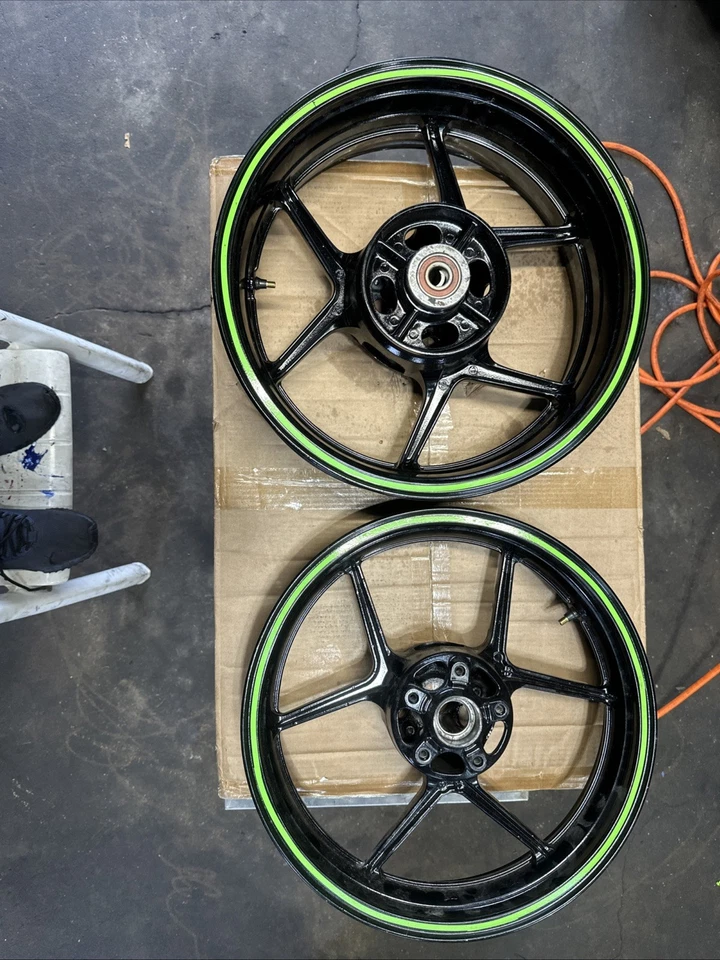 08-10 KAWASAKI NINJA ZX10R ZX10 LLANTAS DELANTERAS TRASERAS ROTORES BUJE FABRICANTE DE EQUIPOS ORIGINALES #0185 Foto 3 de 4