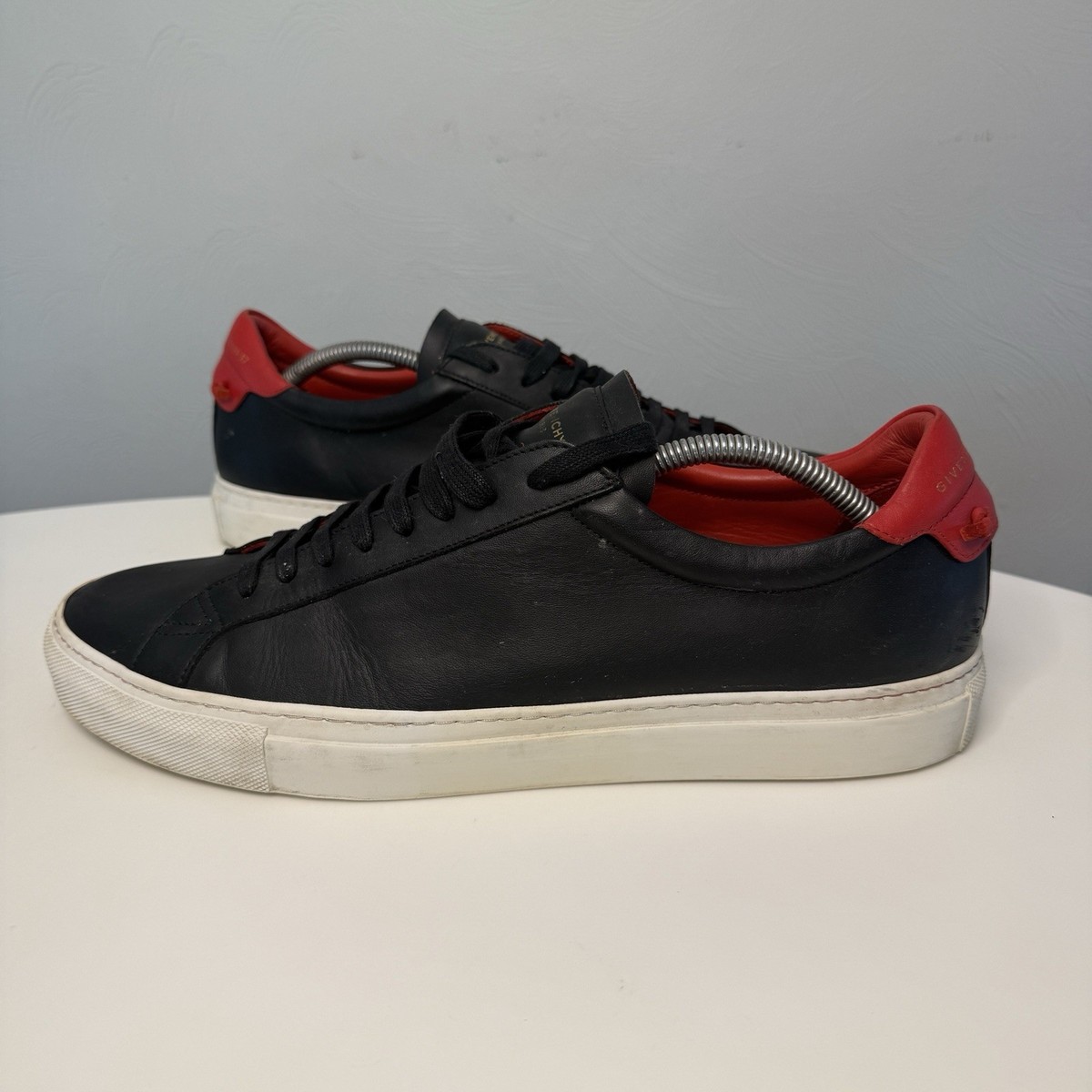 Givenchy Urban Street Sneakers Low Top Knots Black White Red 