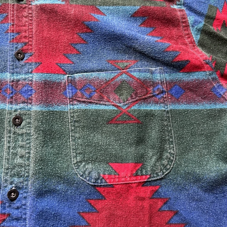 Vintage Woolrich Aztec Pattern Printed Cotton Flannel Shirt Sz M  - Image 4 of 4