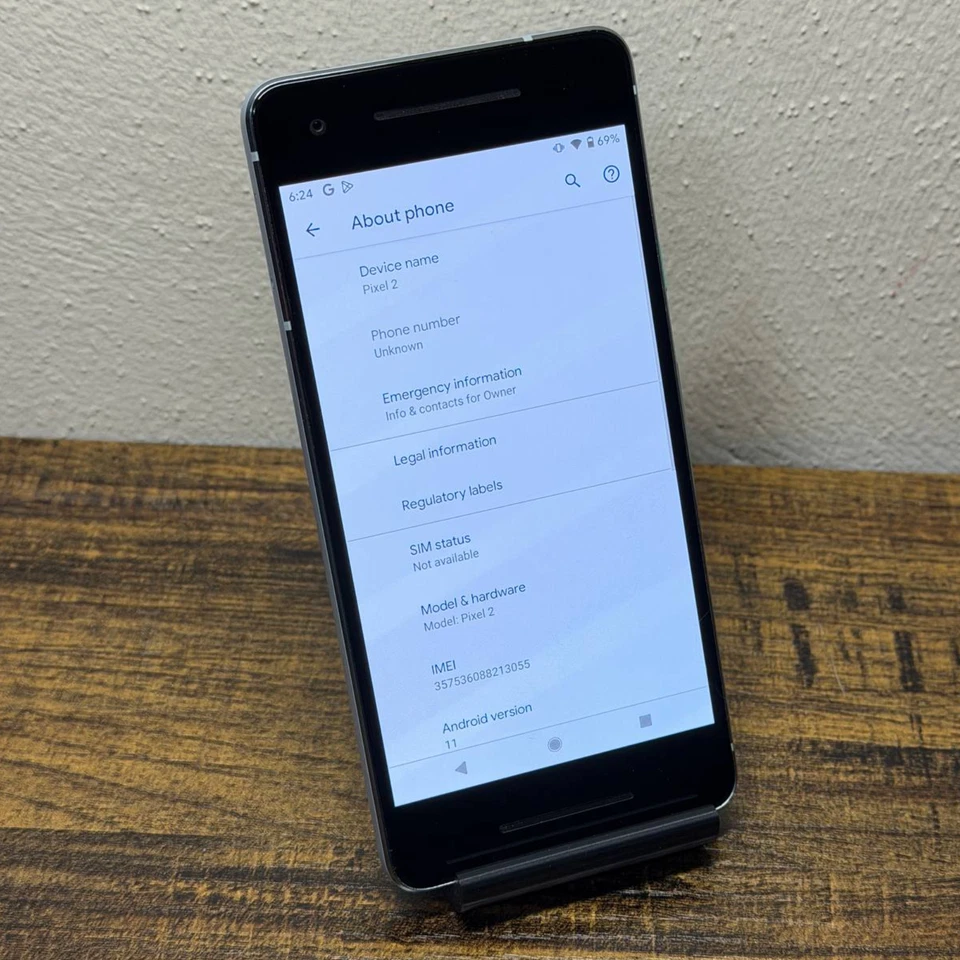 Google Pixel 2 64GB Clearly White Unlocked - Excellent Condition - Image 4 of 4