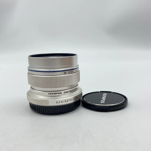 Olympus M.Zuiko Digital ED 12mm f/2 Lens (Sliver) - Picture 2 of 7