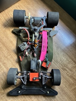 Team Associated RC10LSO Possible Prototype/ Tekin Show Chassis? Steering Box!