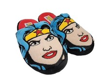 NWOT Bioworld M 7-8 Wonder Woman Plush Soft Slip On Slide Slippers Superhero DC