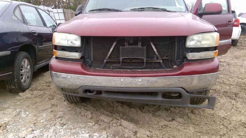 00 01 02 03 04 05 GMC YUKON XL 1500 Condensador 5.3 Foto 4 de 4