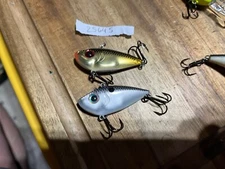 Vintage Unknown fishing lure (25645)