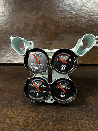 1986 Monte Carlo Gauges Speedometer Tach Fuel Temp Volts Oil Gauge 32,875 Miles - Picture 10 of 24