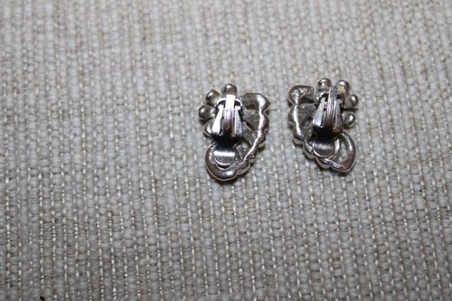 Silver Daisy Earrings Genuine Clip On Vintage Estate - Picture 3 of 3