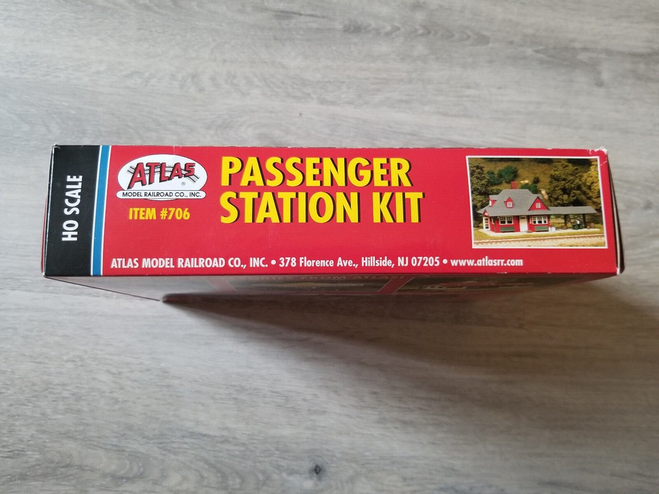 Atlas Model Railroad Co. Inc. Item706 USA Passenger Station Kit In Box