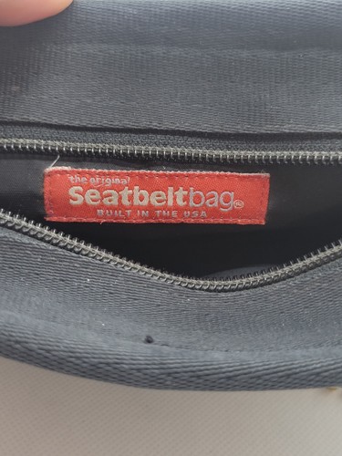 Harvey's Black Seatbelt Shoulderbag With Ball Chain Strap - Picture 6 of 10