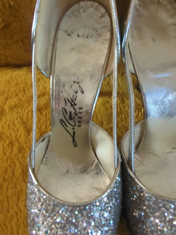 Vintage años 50 L.G. Tacones de cóctel Haig plateados brillantes 7,5 RARO difíciles de encontrar  Foto 3 de 4