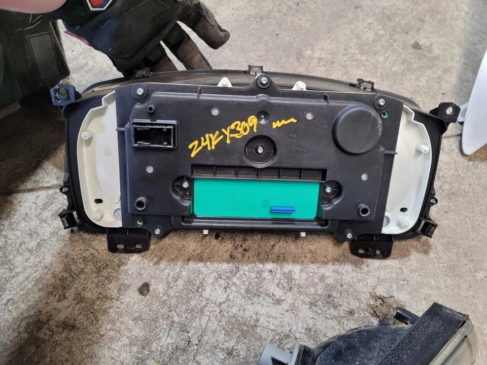 Velocímetro US Cluster ID 20916837 compatible con 08-12 CANYON 1996787 Foto 2 de 4