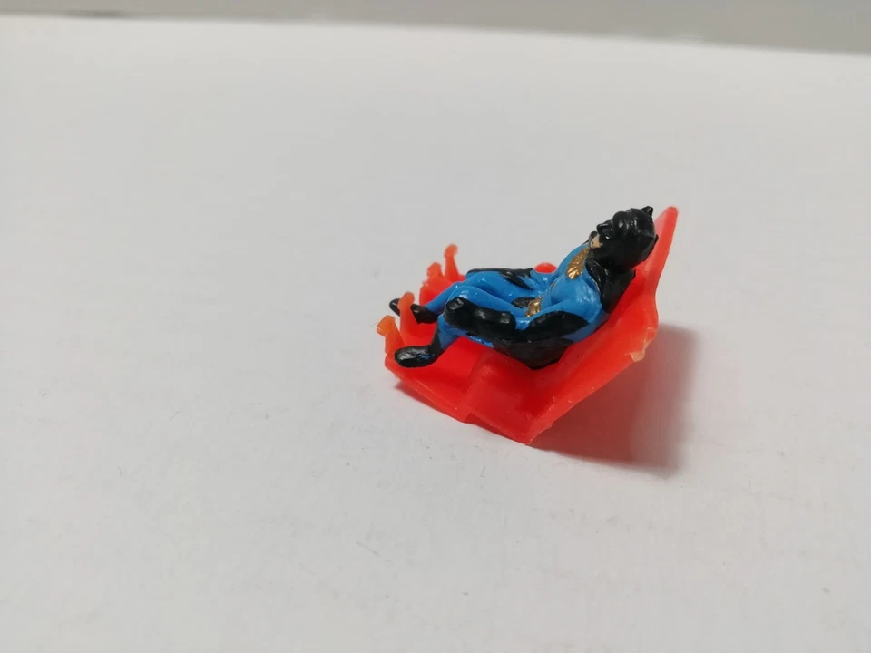 Corgi Figur Batman mit Sitz als Ersatzteil aus dem Batcopter C925 GT. Britain - Bild 3 von 4