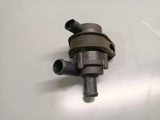 Pompe à eau Volvo CROSS COUNTRY