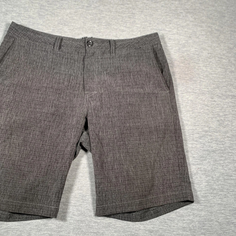 Travis Mathew Shorts Mens 36 Gray Golf Performance Stretch Chino Heather Casual - Image 2 of 4
