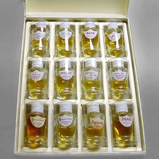 SELTENES Set von Corday "Voyage a Paris" 12x 3,5 ml, mit Box, Parfum Miniaturen