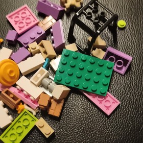 Lego Friends 41025 Puppy House with Instructions & Mixed Parts Bundle