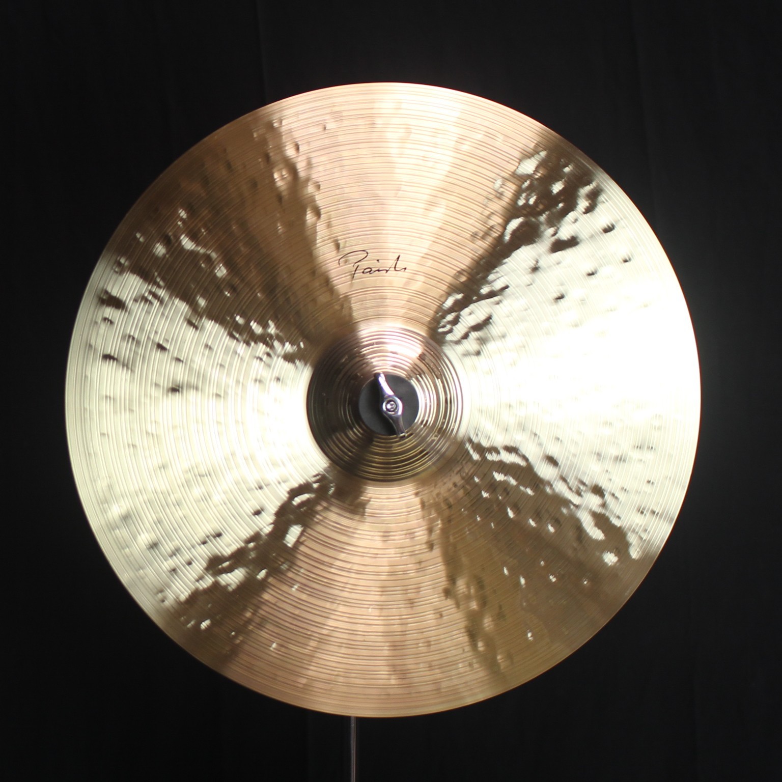 Paiste 16" Signature Traditionals Thin Crash - 916g (video demo)