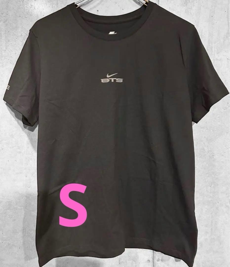 NIKE x BTS Limited T-shirt black korea arirang tour merch Women's
