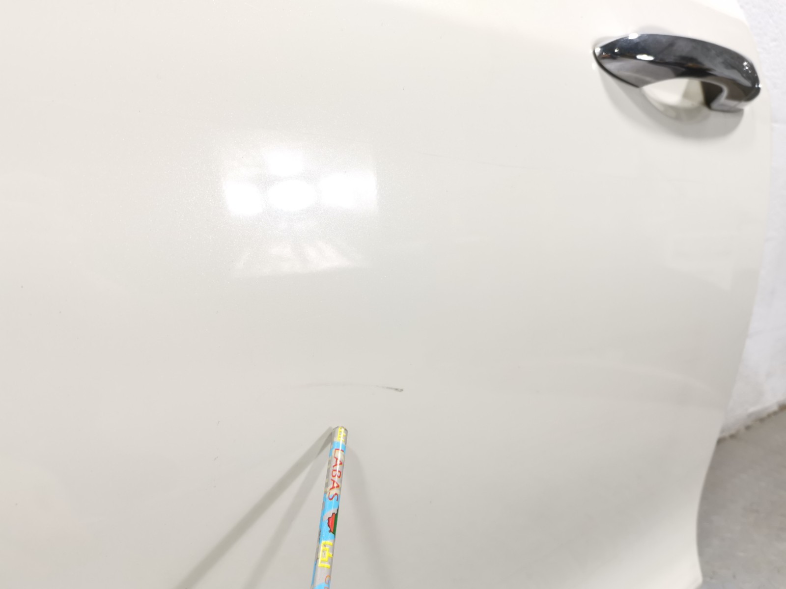 Maserati Ghibli RWD 3.0 L 2015 Front Left Driver Side Door Shell White Color OEM