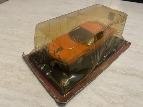 ALFA ROMEO MONTREAL 1970 SCALA 1:24 HACHETTE NUOVA IN BOX DA COLLEZIONE - Foto 6 di 8