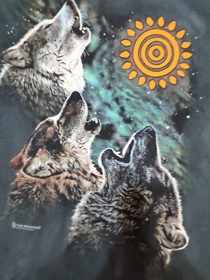 The Mountain Men's  T-shirt Black Wolves Wolf  XL #188 NWOT