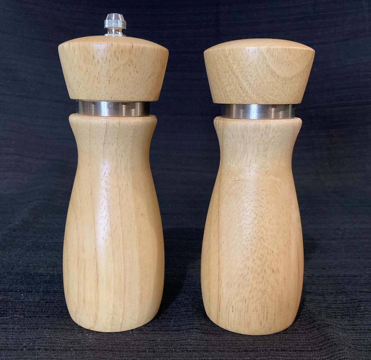 Medium 6 Salt and Pepper Set (Grinder & Shaker)