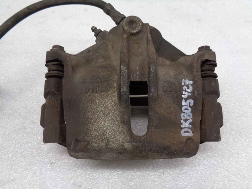 Pinza de freno delantera derecha del lado del pasajero Jaguar X-Type 2002-2006 OEM DK805427 Foto 2 de 4