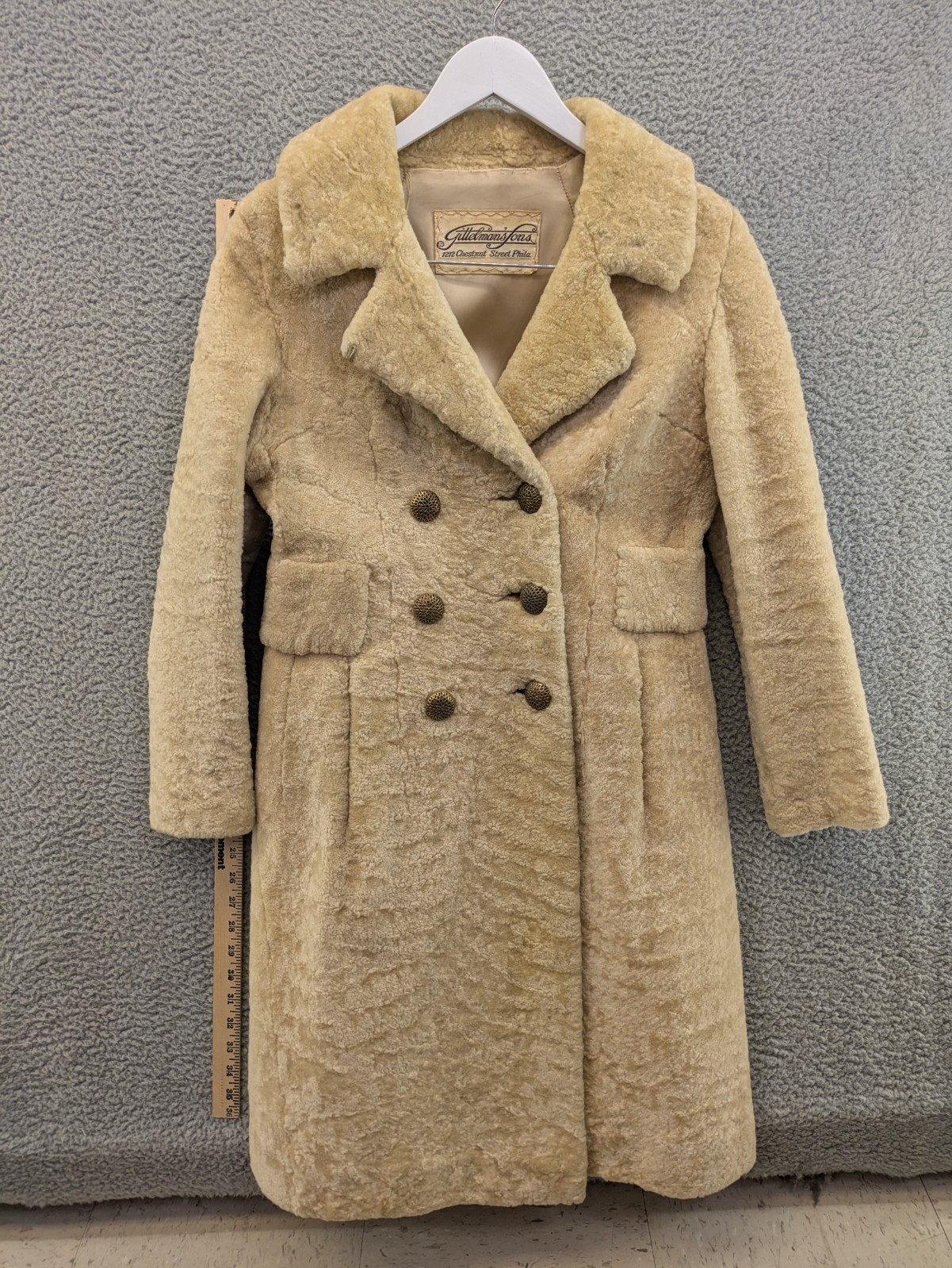 Gittelman's Sons Vintage Blonde Lamb Long Double Breasted Heavy Ladies Coat