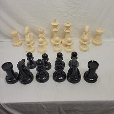 MegaChess 8 Inch King Chessmen Lot Of 22 Incomplete For Parts