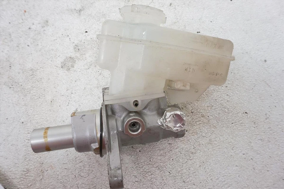 Главный цилиндр тормозного усилителя 2008-2012 Infiniti Ex35 D6010-Jk02a *без крышки* - Изображение 2 из 4