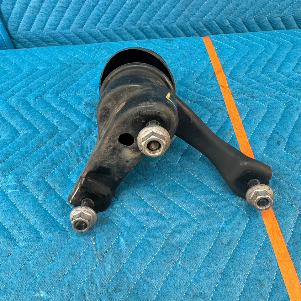 05-12 TOYOTA AVALON XL left At Transmission Mount  OEM - Image 3 of 4