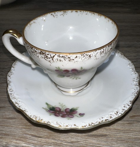 Vtg Hal-Sey Fifth Teacup & Saucer Purple & White Flowers, Gold Trim Small *Read - Picture 7 of 7