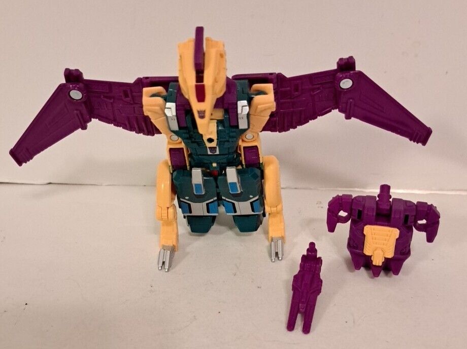 Transformers Power Of The Primes Deluxe Class Terrorcon Cutthroat Complete 