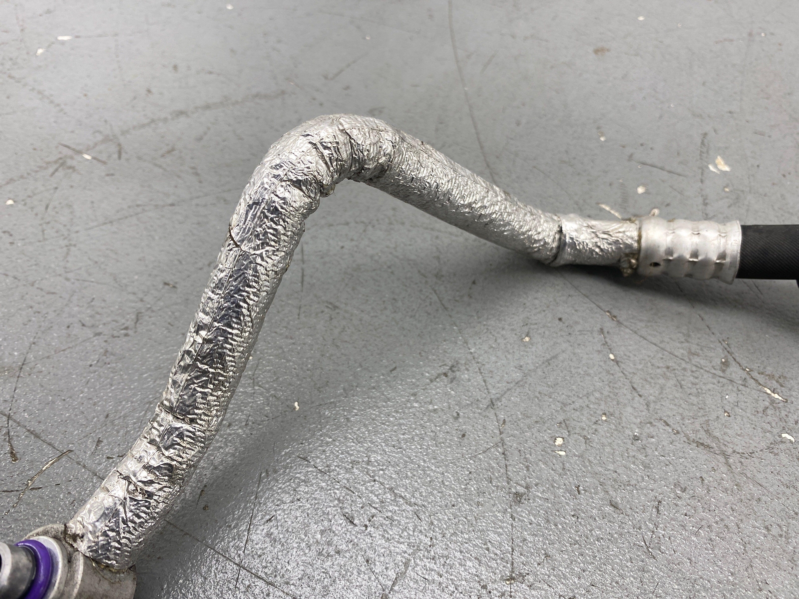 2020-2023 MCLAREN GT 4.0L ENGINE WATER COOLANT PIPE HOSE LINE 22AA949GP OEM 2021