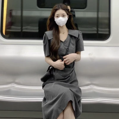 Damen Kurz Ärmel Kleid Rüschen Knöpfe A-Linie Midi Grau Freizeit Preppy Täglich - Bild 1 von 4