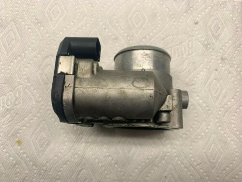 2001 2002 2003 2004 Audi A4 Quattro Volkswagen Passat Throttle Body 06B 133 062