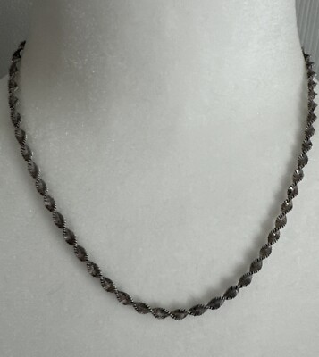 18  925 Sterling Silver 5mm Twisted Herringbone Necklace Italy 11.7g Tarnished