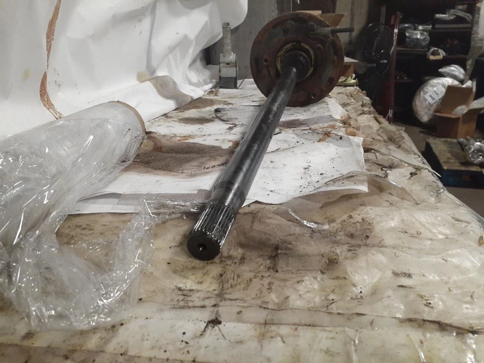 Axle Shaft Rear Axle 4 Door Fits 98-04 ISUZU RODEO 2009387 - Image 2 of 4