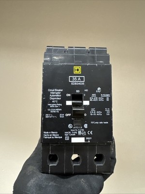 EDB34035 Square D 35 Amp Circuit Breaker 480y/277 Bolt-On 3 Pole TESTED