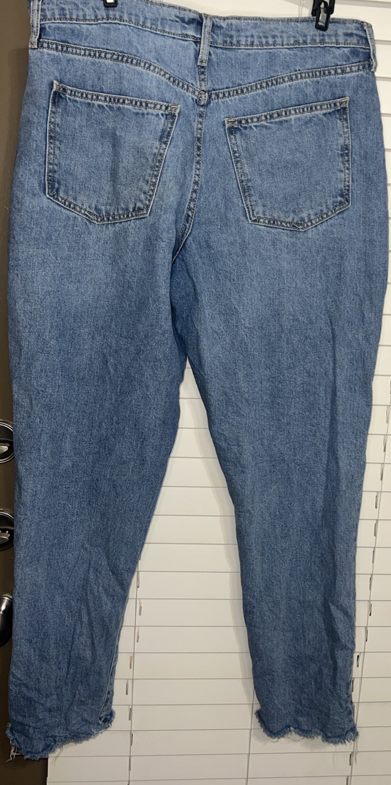 👖Universal Thread Boyfriend Patch Raw Hem Jeans … - image 4