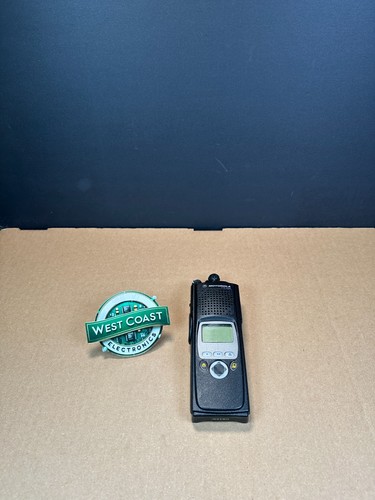 Motorola XTS 5000R H18UCF9PW6AN 800MHz P25 Two Way Radio