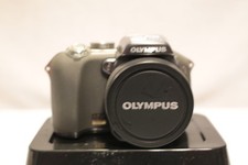 Olympus SP-550UZ Digital Camera 7.1MP 18x Optical Zoom