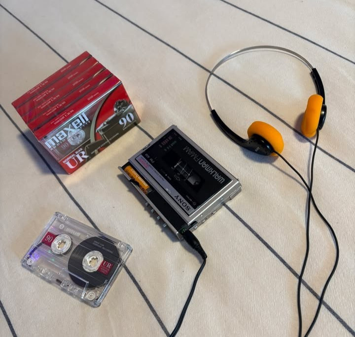 BUNDLE - Sony Walkman WM-F10ii + Vintage Sony Headphones (orange) + 5 Cassettes