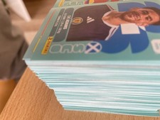Panini Sticker basics 500 Stk zur Verfügung
