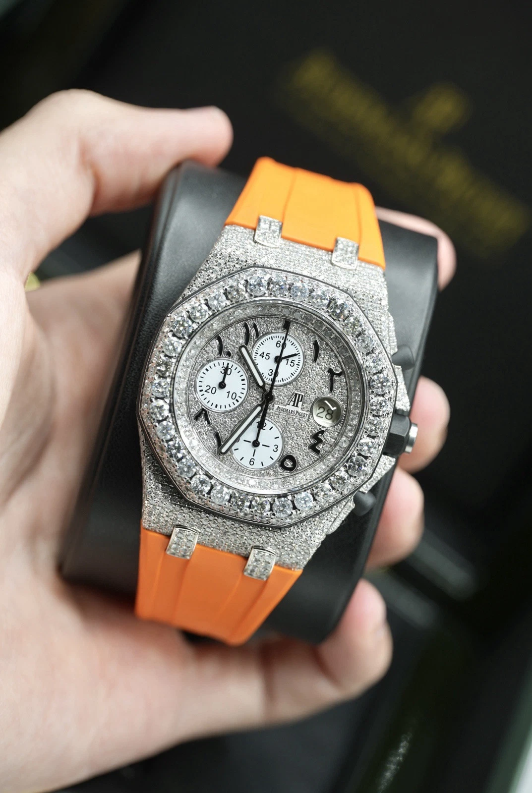 Audemars Piguet — Audemars Piguet Royal Oak Offshore Bussdown Diamond Set 26170ST Arabic Pave Dial