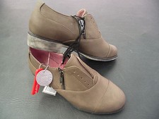 BNWT Ladies Rivers Mocha Leather Look Zip Detail Casual Shoes Size 5 RRP 60