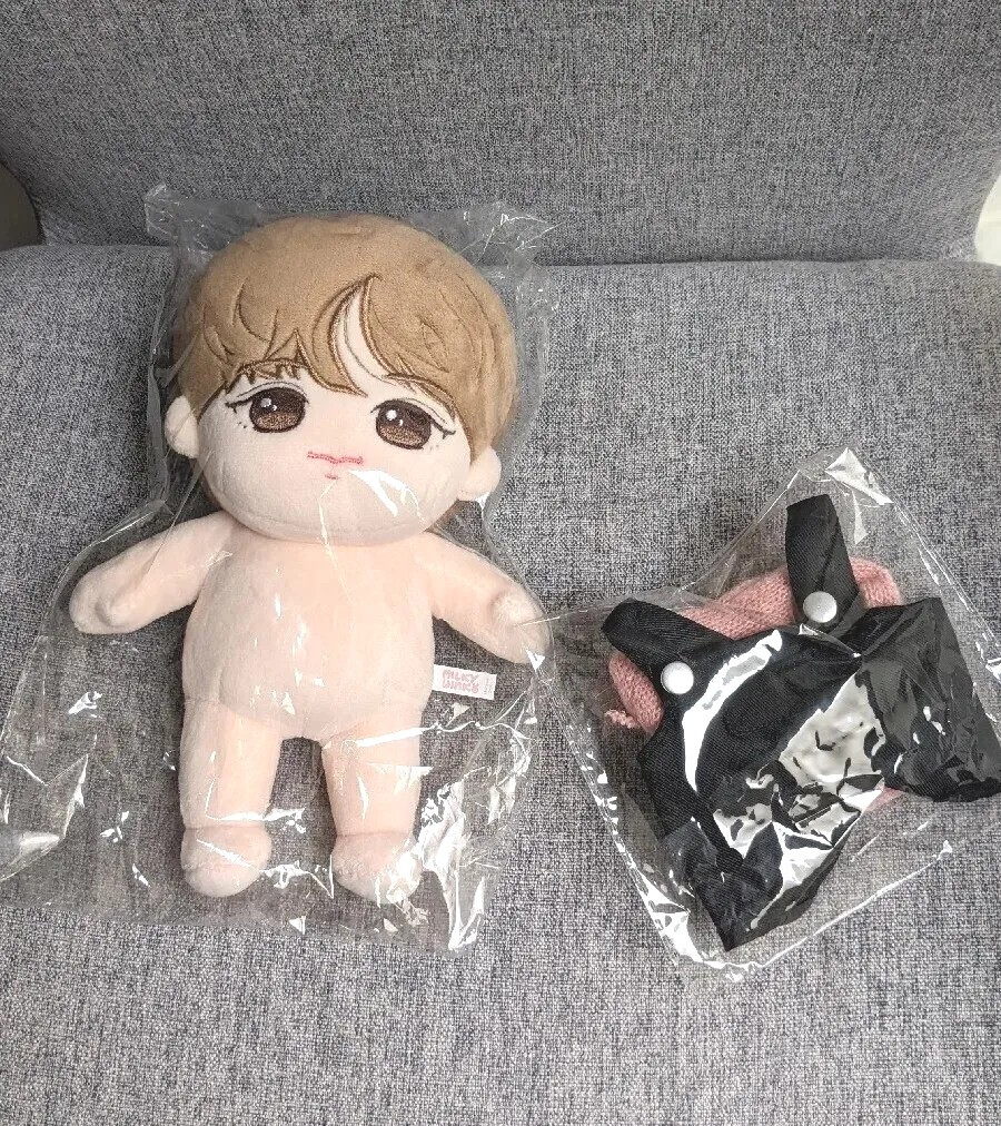 Milky Wink - SANDY Park Jihoon WannaOne 20cm Kpop Plush Doll