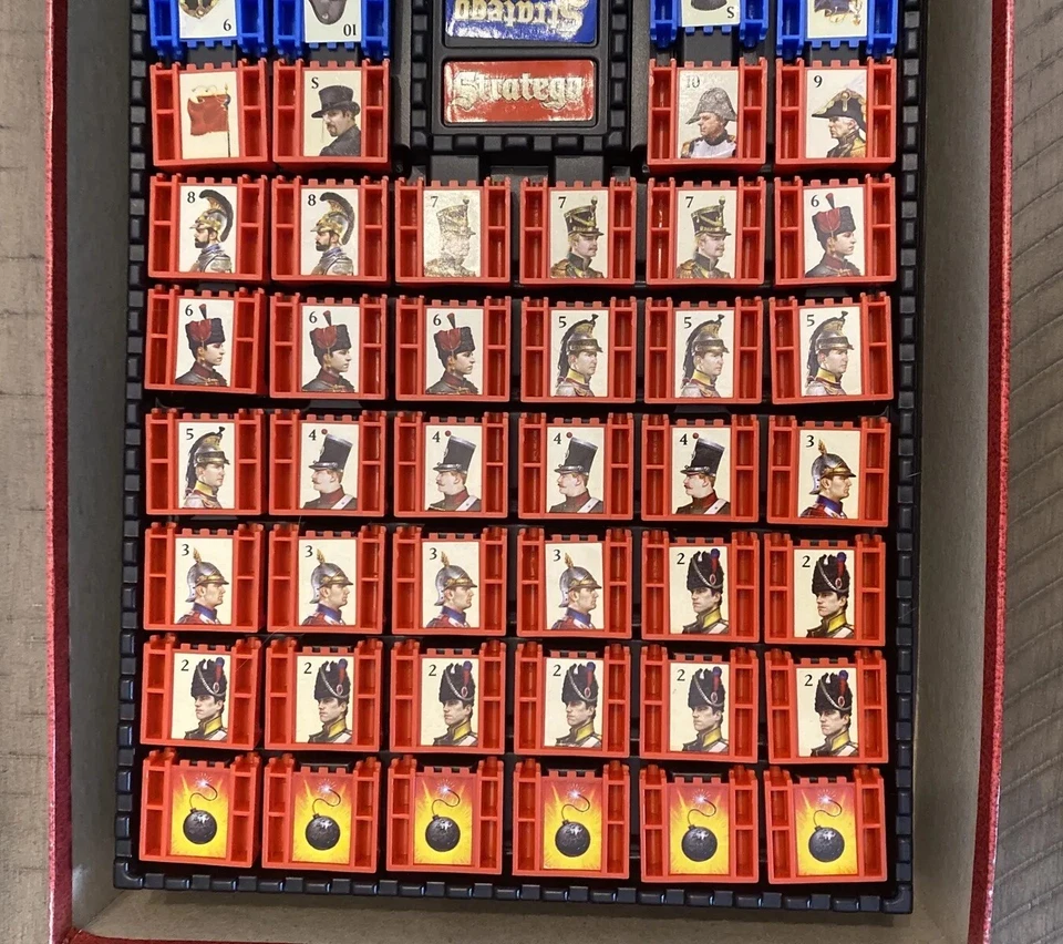 Stratego Board Game Milton Bradley 1996 Capture the Flag EXCELLENT FAST SHIP VTG - Image 4 of 4